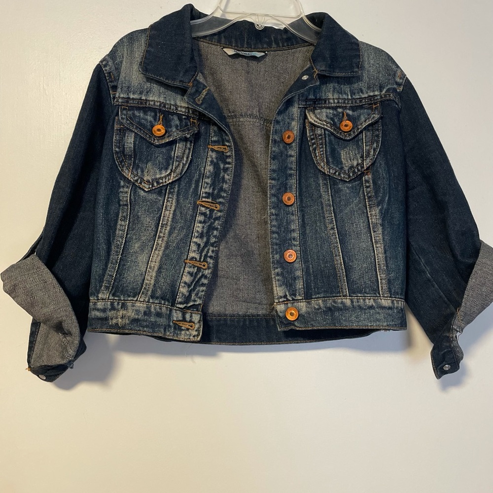 Cropped jean jacket